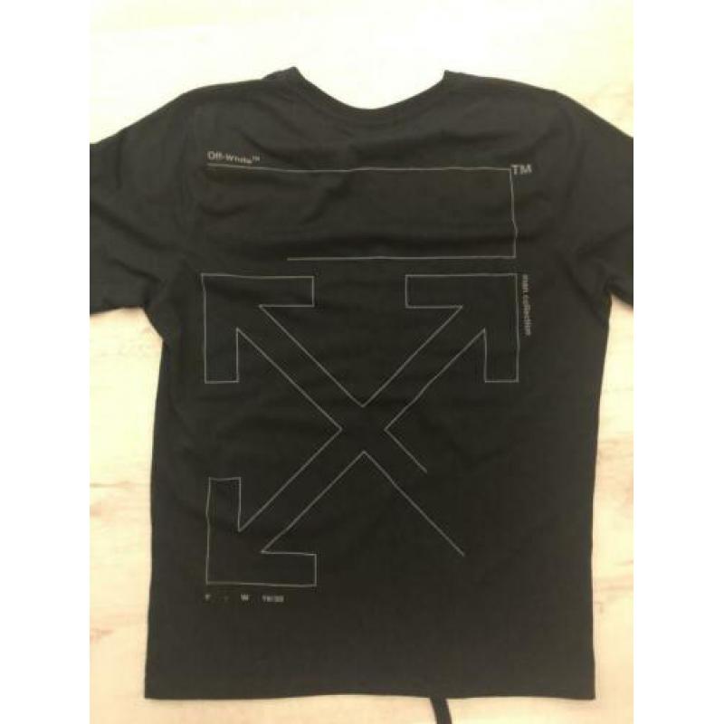 Off white T-shirt Maat M nieuw!