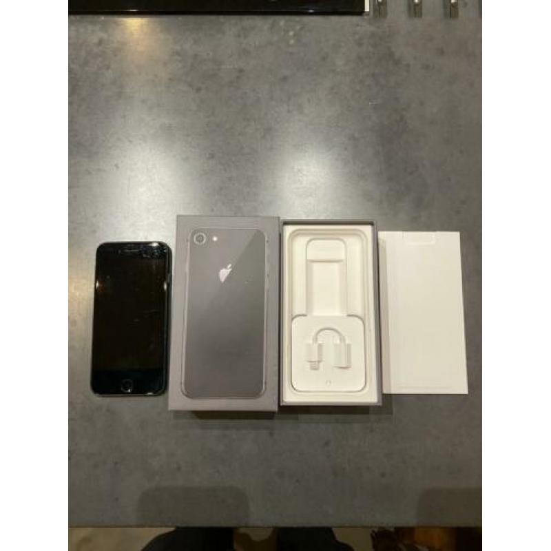iPhone 8 64gb space grey
