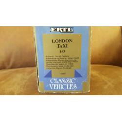 Austin FX3 " London Taxi " - Ertl