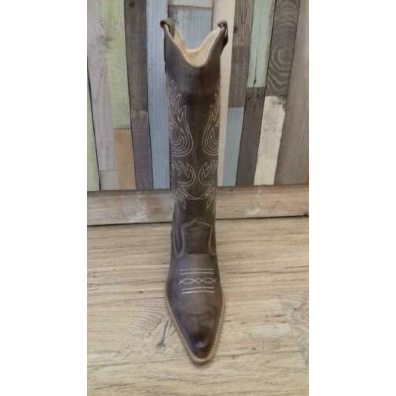 Nieuwe leren western/cowboy laarzen maat 39 € 30.00