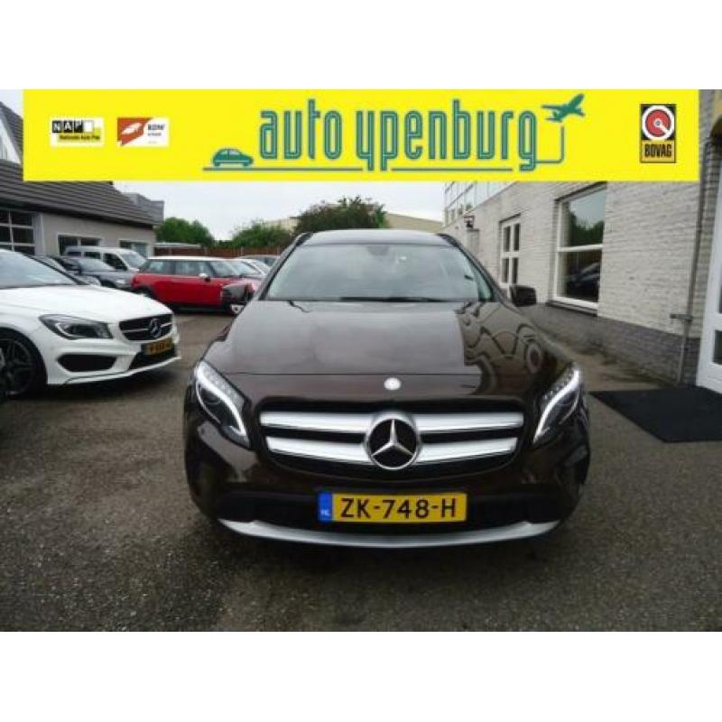 Mercedes-Benz GLA-Klasse 200 Prestige * 73.614 Km * Panorama