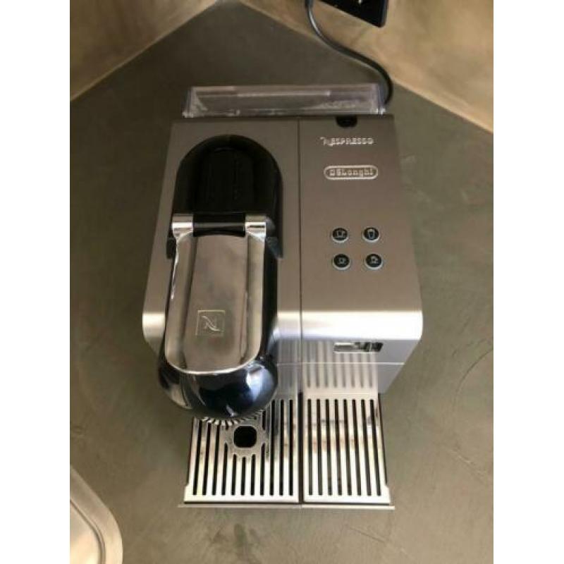 Nespresso De Longhi apparaat te koop!