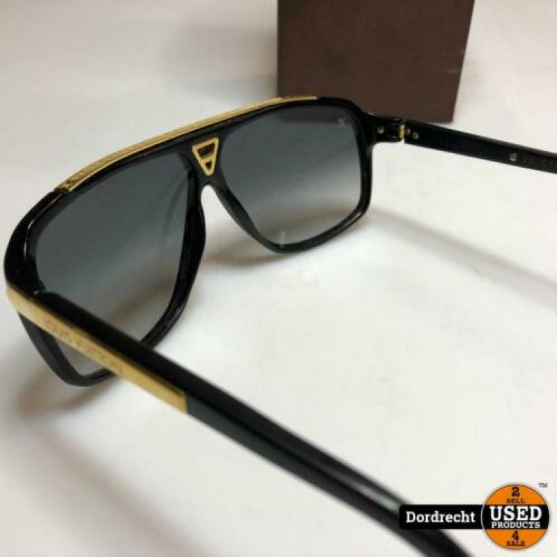 Louis Vuitton Zonnebril Zwart Goud Heren Model | Incl. Doos