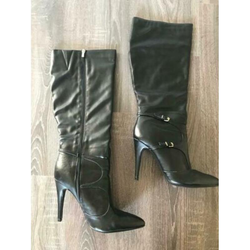 Hoge laarzen van Justfab, zwart lederlook, M41