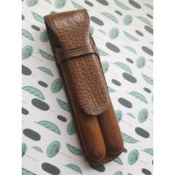 Leren sigaren etui of pennen foedraal leer.