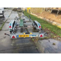 wick boottrailer voor boot van 3,5 tot 8 meter lang