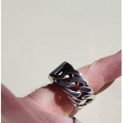 Buddha to Buddha ring ''Chain''