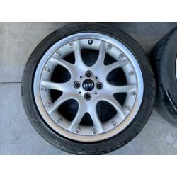 Orig. Set Mini Cooper S 17 inch R56 velgen 205 45 17 4x100