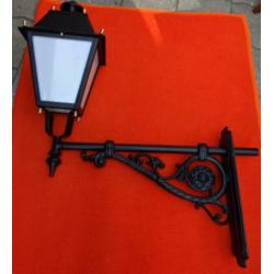 Buitenverlichting, wandlantaarns, tuinlampen, lantaarnpalen