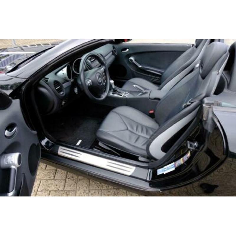 Mercedes-Benz SLK-klasse 200 K Aut. Leder/PDC/LMV/Airscarf -