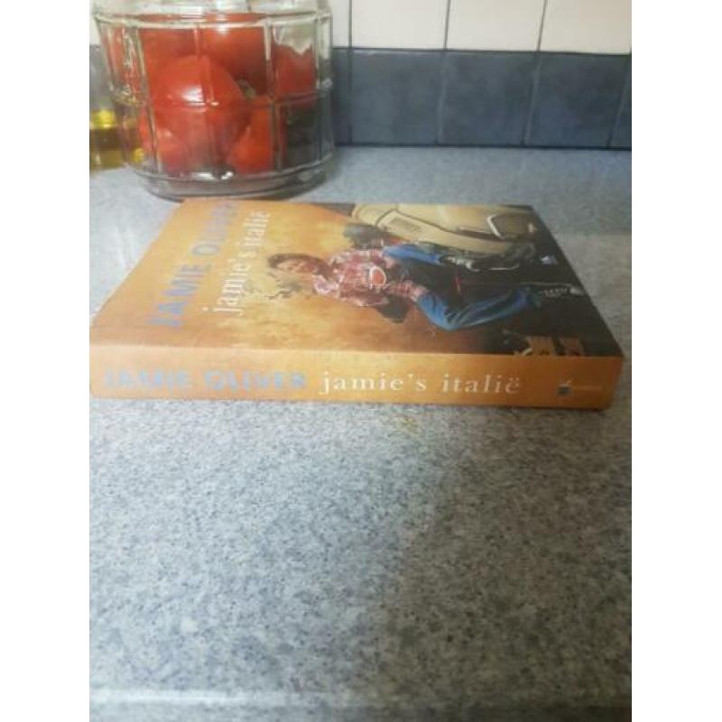 Prachtig hardcover kookboek Jamies Italië Jamie Oliver