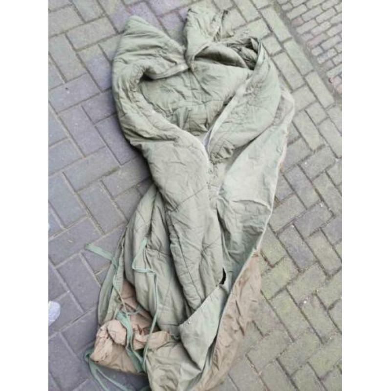 legerslaapzak compleet met nylon overtrek