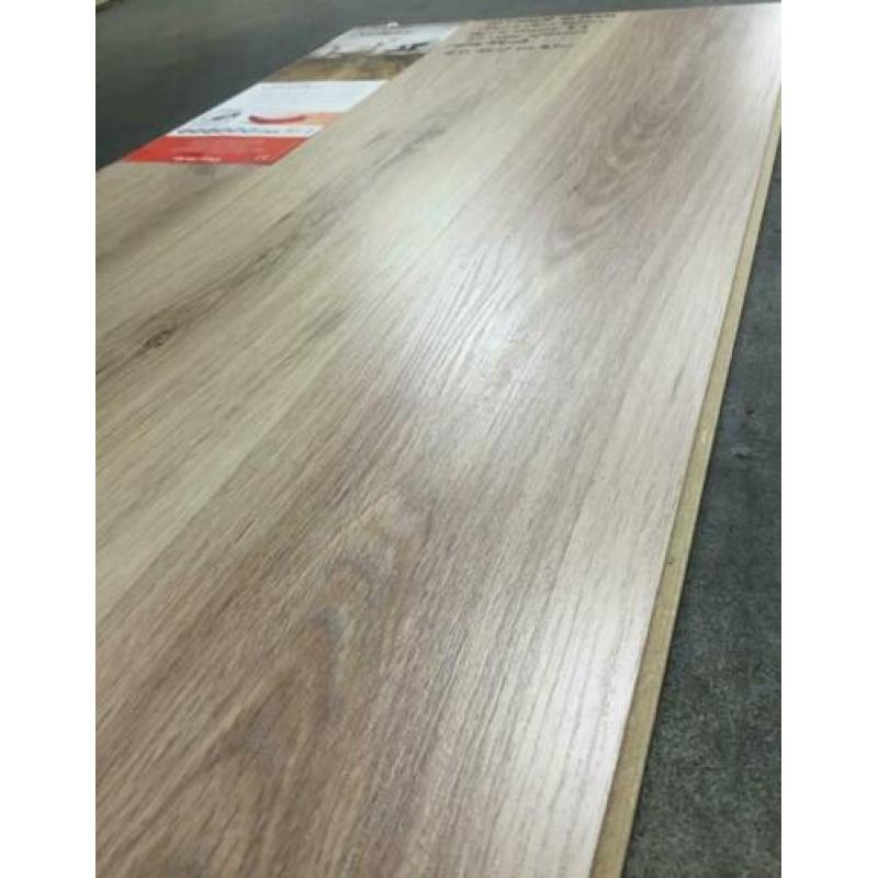 Vitality Laminaat Gebleekte eik Dk491 €7,95p/m2 Apeldoorn