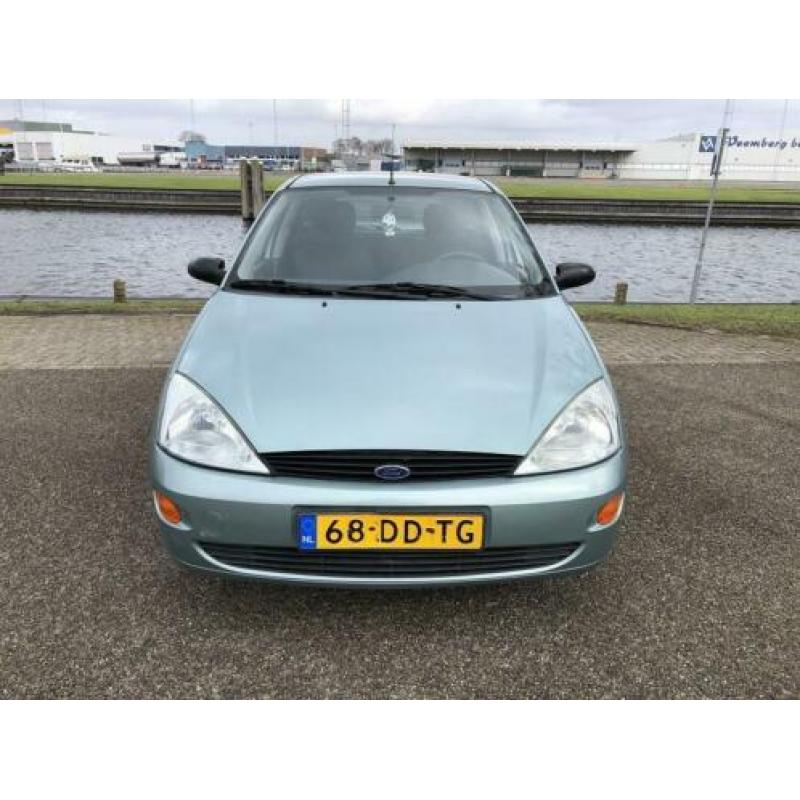 Ford Focus 1.6-16V Ghia /5-deurs/Airco/NAP/nette auto