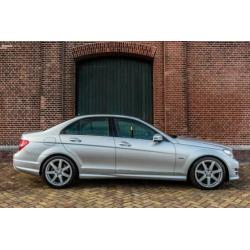 Mercedes-Benz C-Klasse 180 156PK Automaat | AMG pakket | 1e