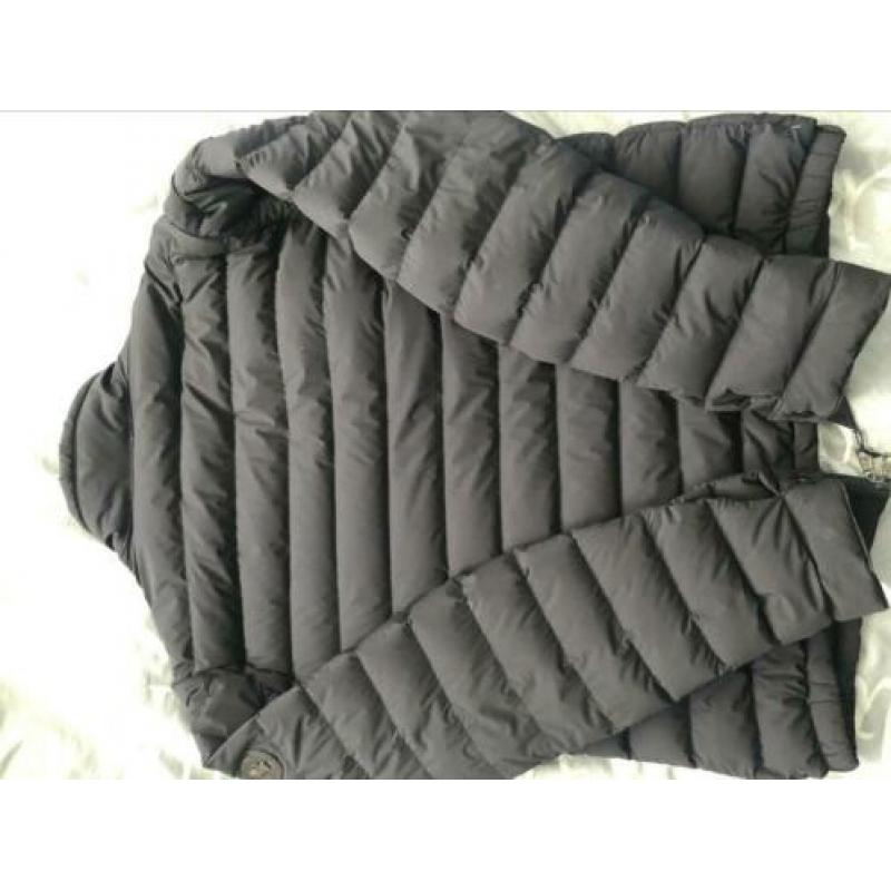 Moncler jas maat s (1) origineel