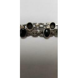 Oude Zilveren Armband met edelstenen