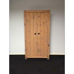 Steigerhouten kast en bed