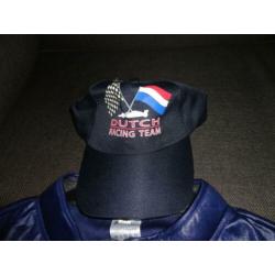 Racepak met Pet voor Carnaval MT 54 is gebasseerd op MT M of