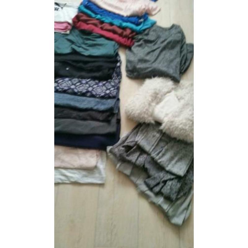 Grote kledingpakket 50 stuks vanaf mt 164