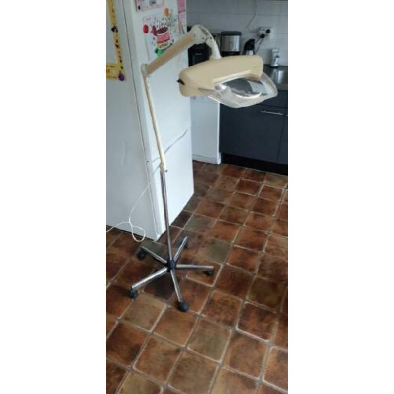 Loeplamp met standaard