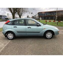 Ford Focus 1.6-16V Ghia /5-deurs/Airco/NAP/nette auto