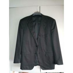 Corneliani jasje. Maat 26. Licht glanzend bruin.