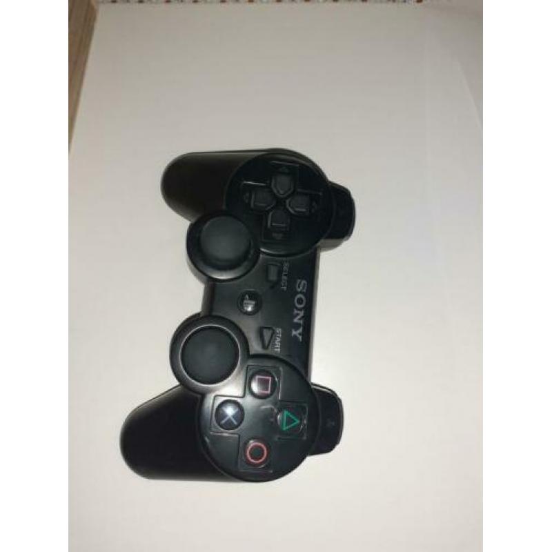 Playstation 3 incl 8 spellen.