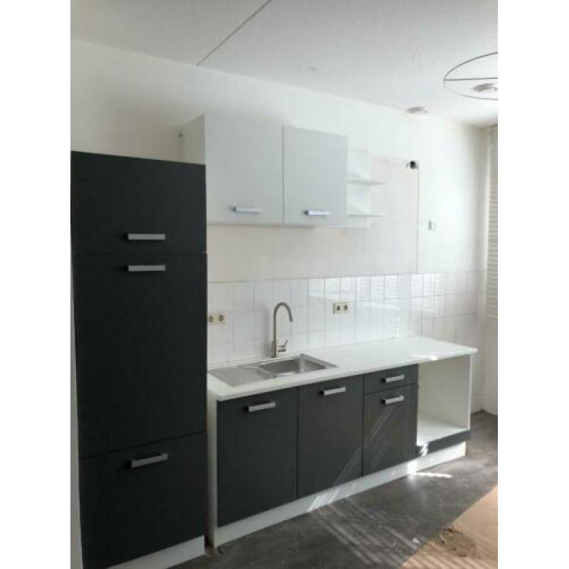 TOP DEAL! Keukenblok+Werkblad (ZONDER APPARATUUR) 270x200cm!