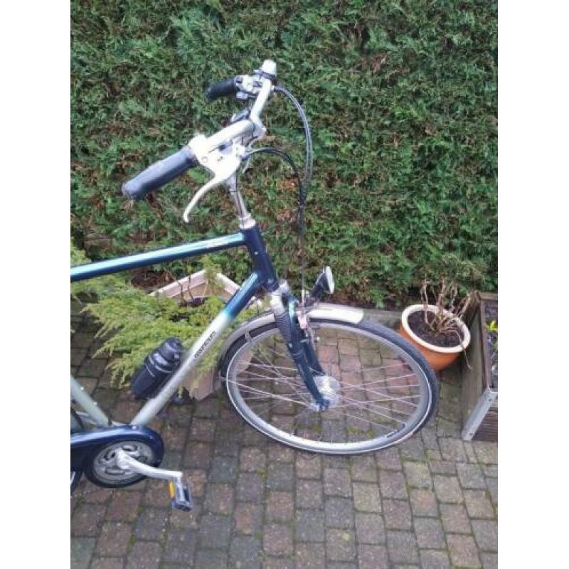 Koga keurige fiets 3x8 versnelling goed op banden kleur b.