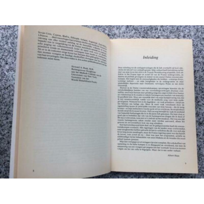 Arts achter prikkeldraad (Dr. Albert Haas)