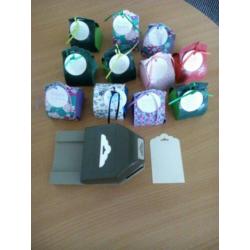Pons en cadeau doosjes samen