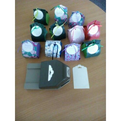 Pons en cadeau doosjes samen