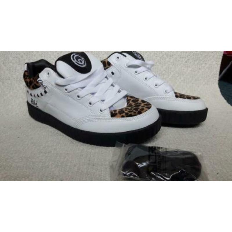Nieuwe witte Osiris sneakers met luipaardprint 45