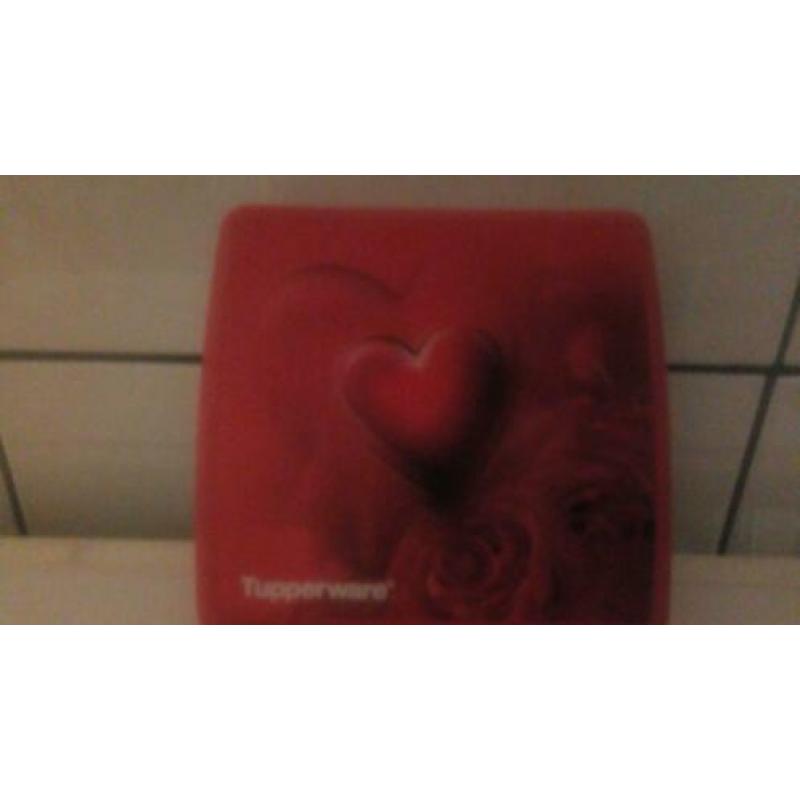 013 Tupperware Hartendoosjes
