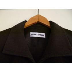 Bruin pak van Gerry Weber maat 44. Als nieuw.