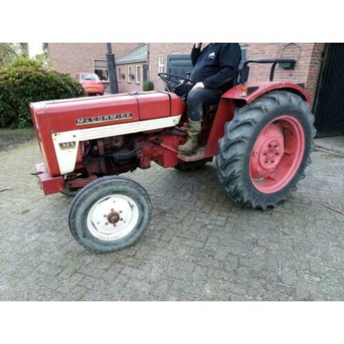 tractor / ploeg