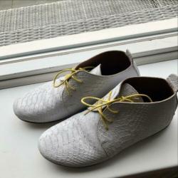 Handgemaakte schoenen maat 39
