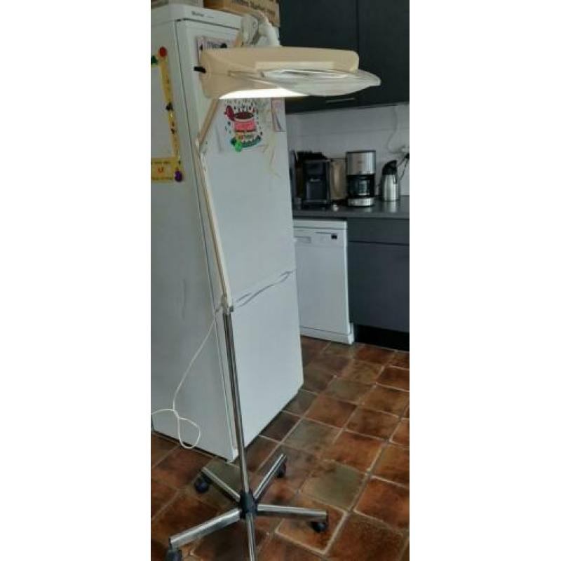 Loeplamp met standaard