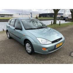 Ford Focus 1.6-16V Ghia /5-deurs/Airco/NAP/nette auto