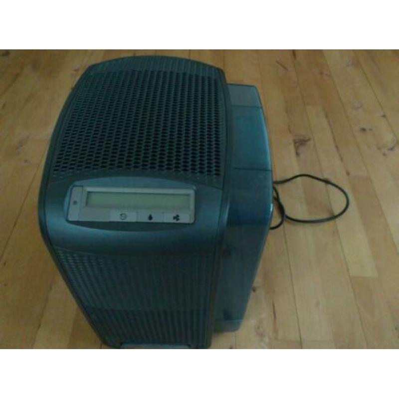 Luchtbevochtiger + reiniger in één. Honywell 501e vita air.