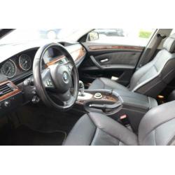 BMW 5 Serie 525i Business Line Leer Schuifdak Navi Xenon 218