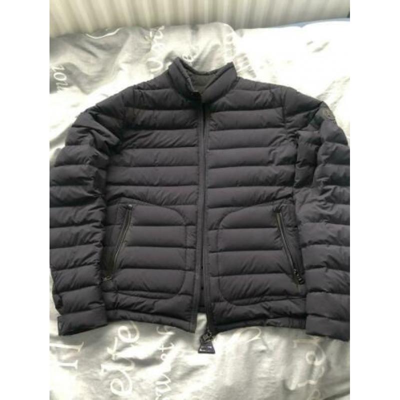 Moncler jas maat s (1) origineel