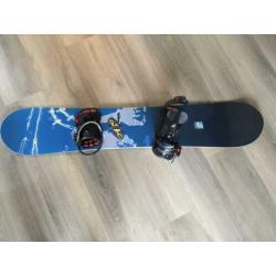 Flow snowboard 153 cm bindingen voor beginners huren=duurder