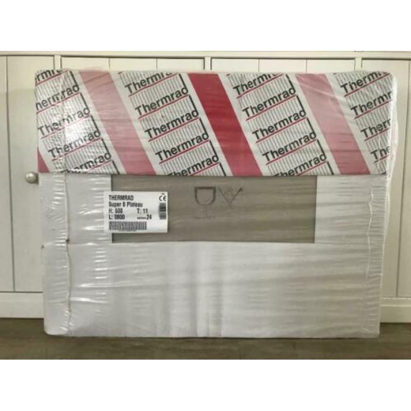 Nieuwe T11 radiator 600 x 800 a 627W