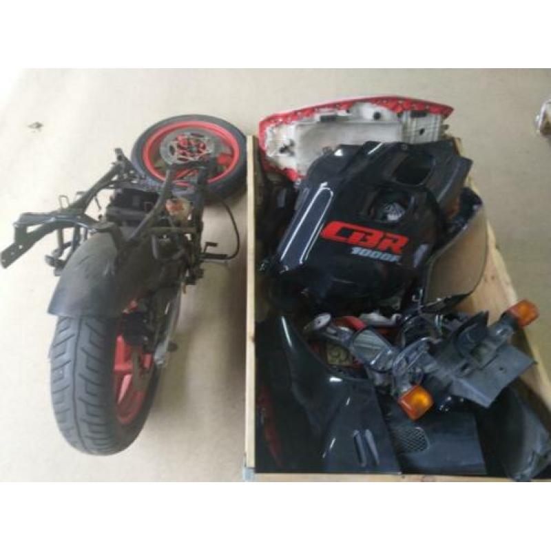 Honda CBR 1000F 1988 onderdelen