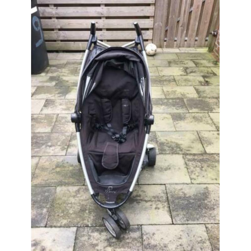 Zwarte Quinny zaap buggy