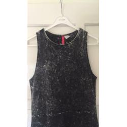 H&M divided grijs jurkje maat Medium