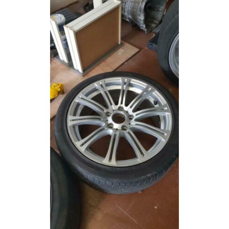 Bmw 18 inch style 220 TAM 5x120 Breedset met schade