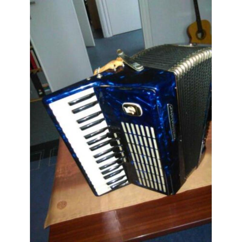 Weltmeister accordeon.